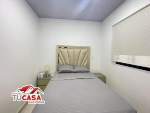 Casa de Lujo a Puerta Cerrada en Venta en Pensilvania, Los Patios: 2 Habitaciones, Mobiliario Incluido por $255 Millones