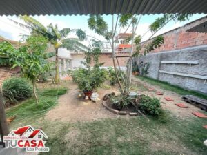 Casa Campestre en Venta en el Barrio 11 de Noviembre, Los Patios: 3 Habitaciones, Apartaestudio y Amplio Solar