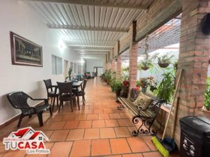 Casa Campestre en Venta en el Barrio 11 de Noviembre, Los Patios: 3 Habitaciones, Apartaestudio y Amplio Solar