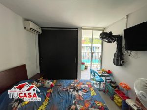 hermosa casa en Conjunto Cerrado en La Sabana, Los Patios. Amplio patio con piscina, habitaciones espaciosas y seguridad garantizada.