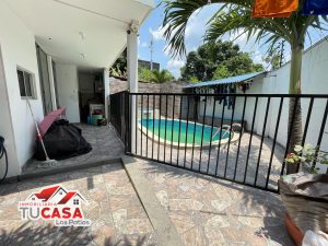 hermosa casa en Conjunto Cerrado en La Sabana, Los Patios. Amplio patio con piscina, habitaciones espaciosas y seguridad garantizada.