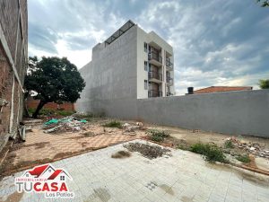 lote en venta en el Barrio 11 de Noviembre, Los Patios. Amplia oportunidad para construcción residencial o comercial.