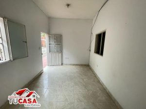 Imagen de la fachada del apartamento en Los Llanitos, Los Patios