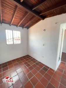 economica casa en venta en los patios, barrio tierra linda