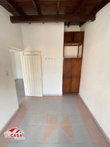 economica casa en venta en los patios, barrio tierra linda