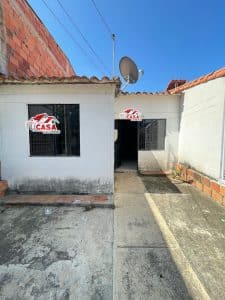 economica casa en venta en los patios especial para remodelar