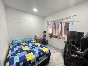 Propiedad Comercial en Venta con Dos Locales y Apartamento en Los Patios