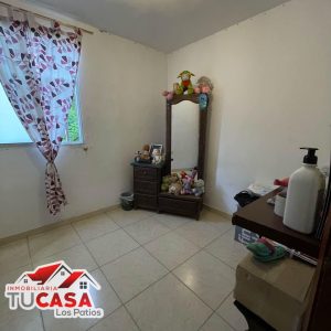 apartamento economico en los patios en venta