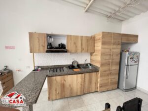 Casa con Locales Comerciales en Venta en Los Patios – Inversión Ideal