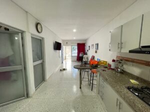 Casa de 2 Pisos en Venta en el Barrio La Cordialidad – Los Patios