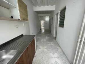 Casa con Placa para Segundo Piso en Barrio Videlso – Los Patios