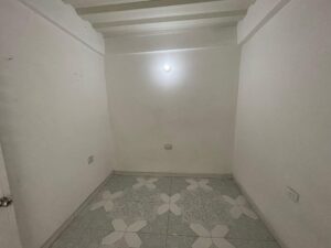 Casa con Placa para Segundo Piso en Barrio Videlso – Los Patios