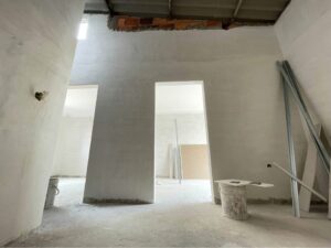 Proyecto de Vivienda en Patio Centro – Casa en Obra Blanca