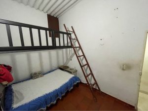 Casa con Gran Potencial en Venta en el Barrio 12 de Octubre – Los Patios